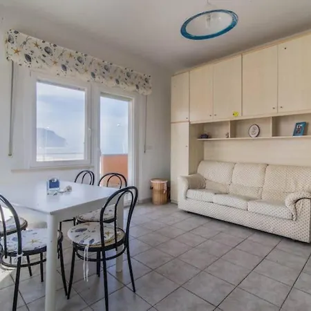 Con Vista Monte Conero Apartamento Marcelli