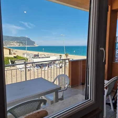 Con Vista Monte Conero Marcelli